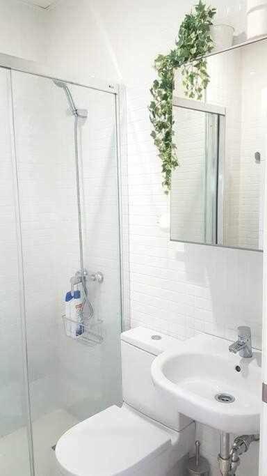 Aym Places Buen Viaje Parking Incluido Apartment Sevilla Exterior foto